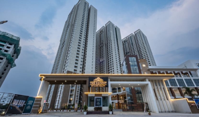 Luxury high rise residential apartments in Kondapur Hyderabad near HITEC City with modern skyline design